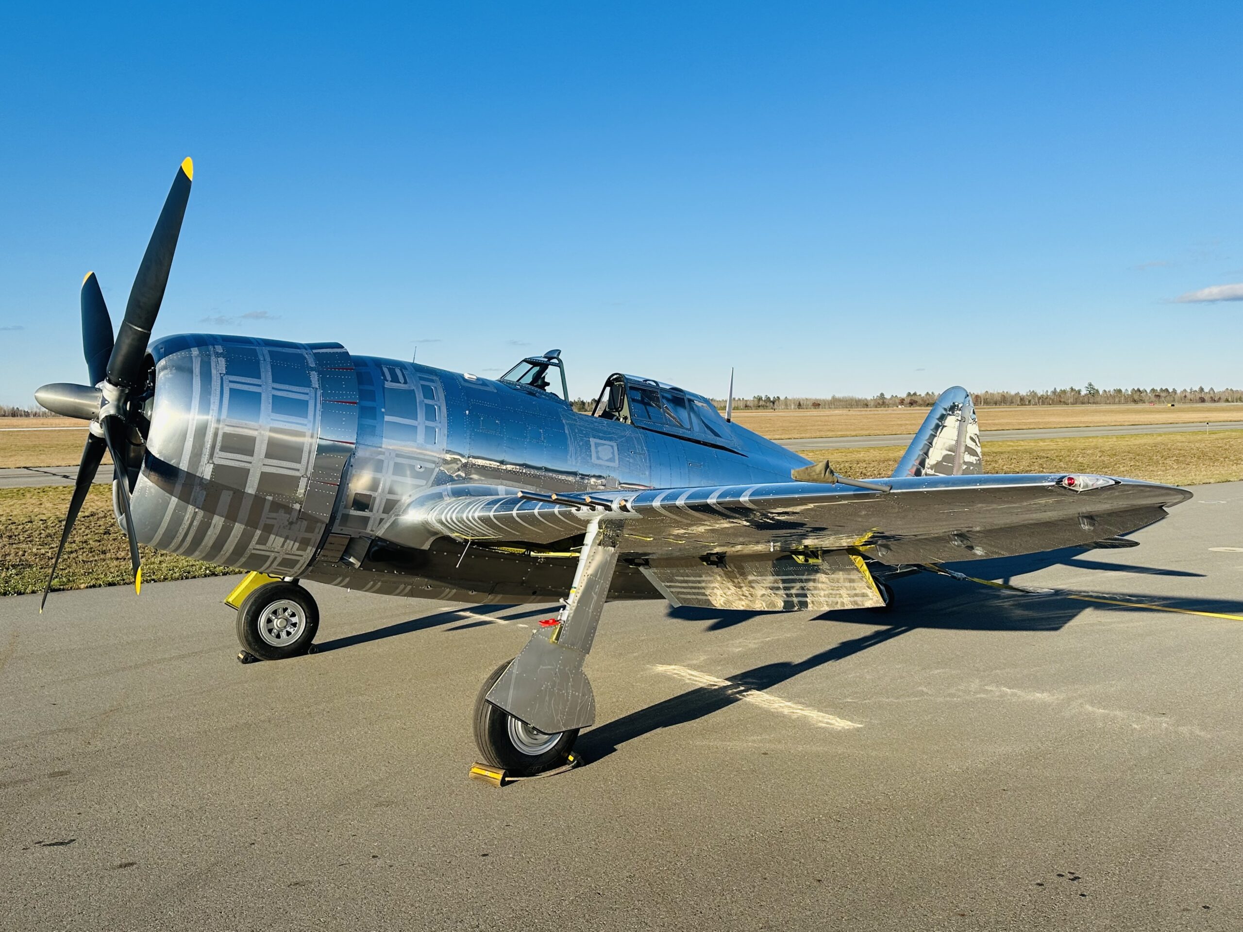 RAZORBACK P 47D THUNDERBOLT RUNS AirCorps Aviation