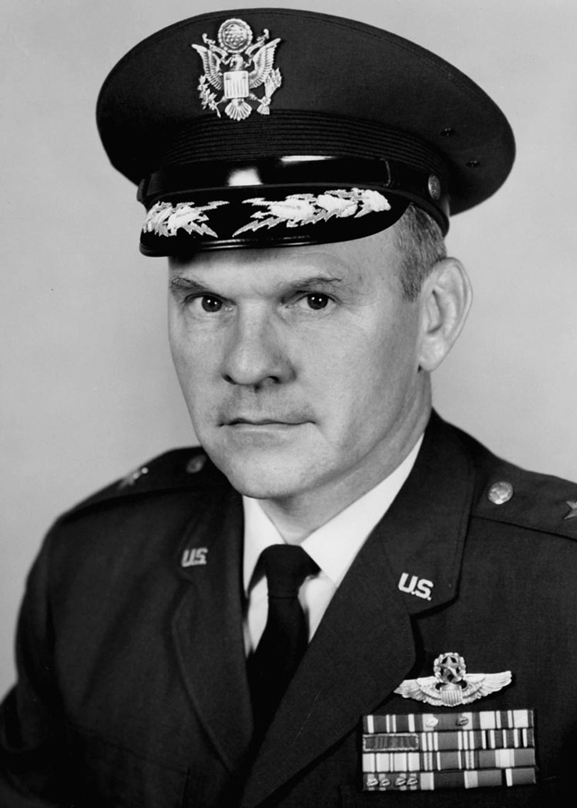 Official USAF photo of Major General Dewitt Searles