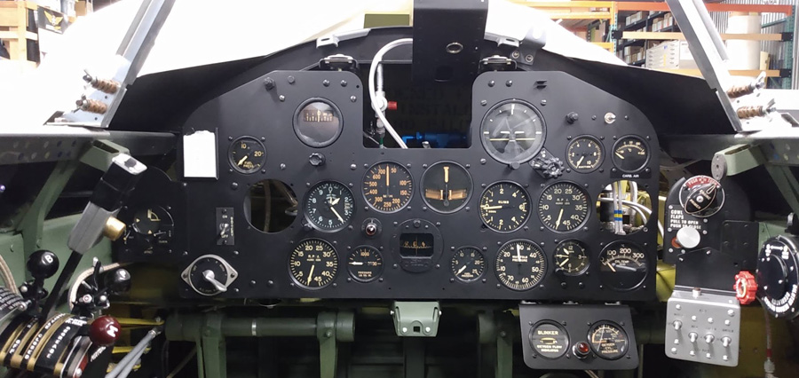 P-47: Cockpit