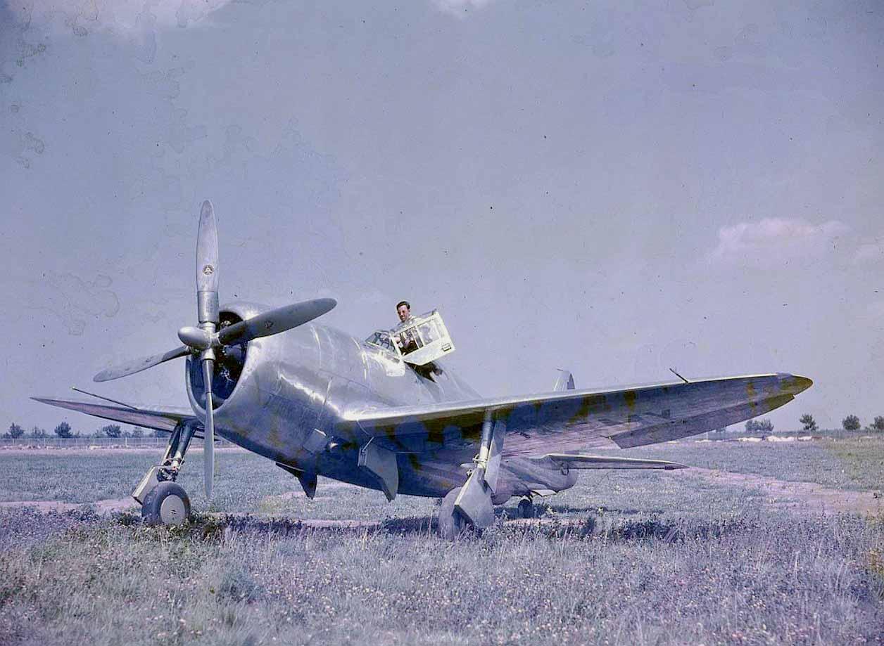 P-47: Early Flight Testing of the P-47